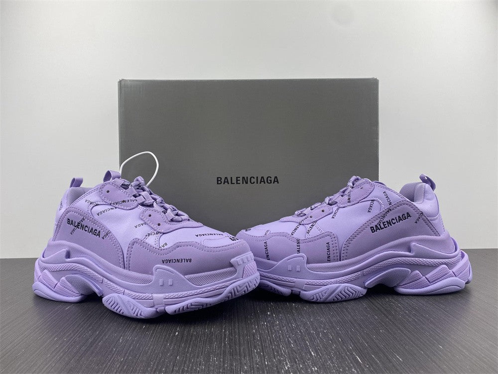 BALENCIAGA - TRIPLE S