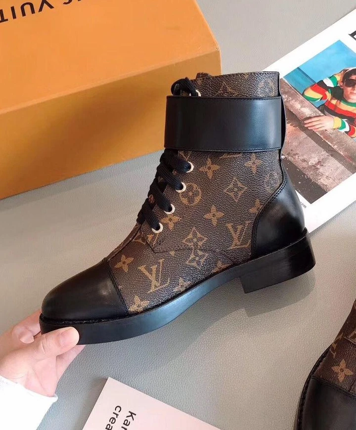 LOUIS VUITTON - WOMEN'S BOOTS