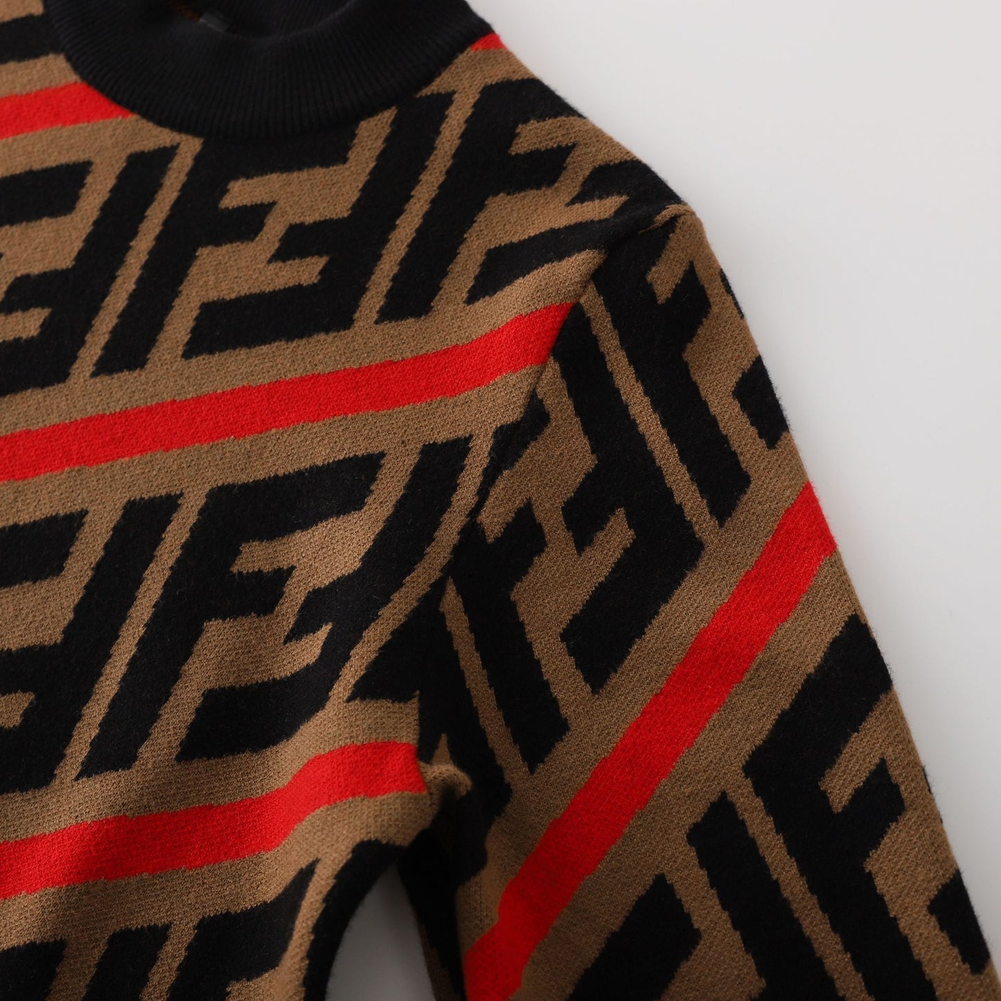 FENDI - SWEATSHIRT