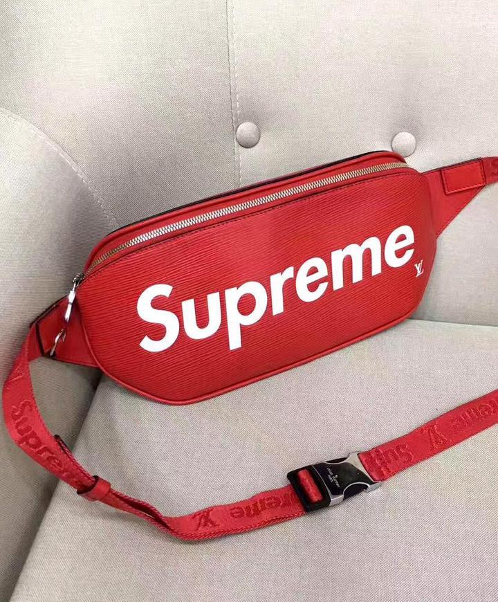 LOUIS VUITTON X SUPREME - WAIST BAG